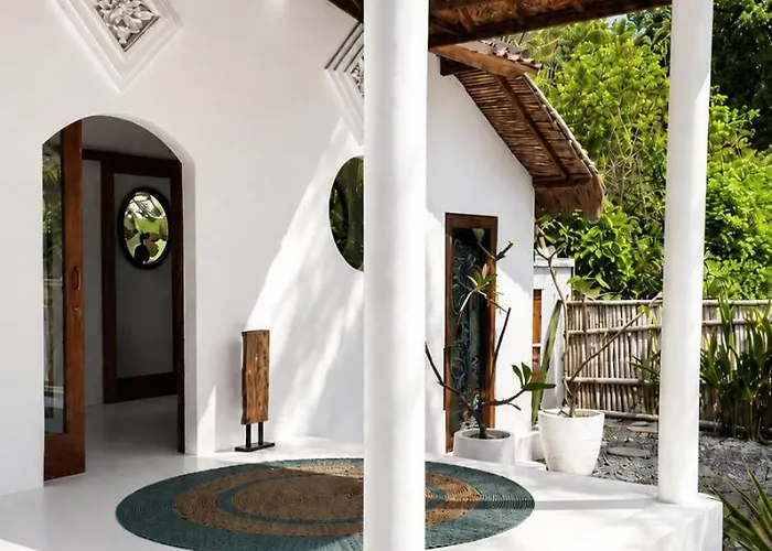 The Hidden Escapes Amed- 2br Beachfront With Direct Access Villa *