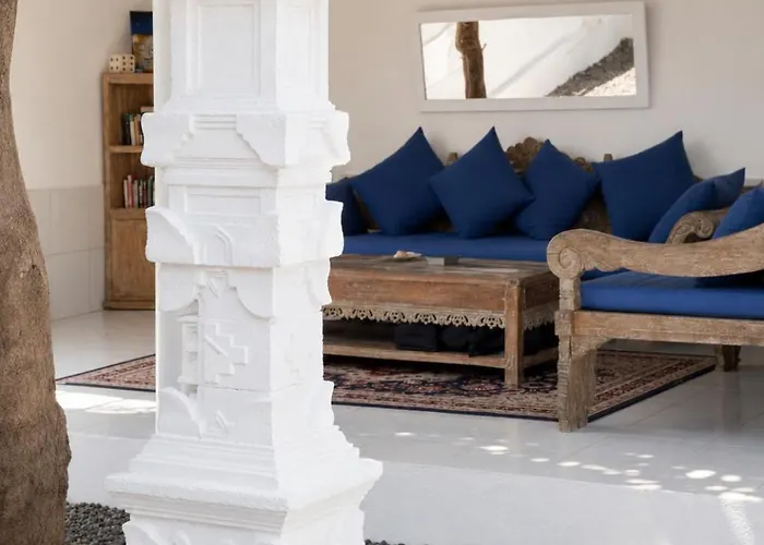 The Hidden Escapes Amed- 2br Beachfront With Direct Access Villa